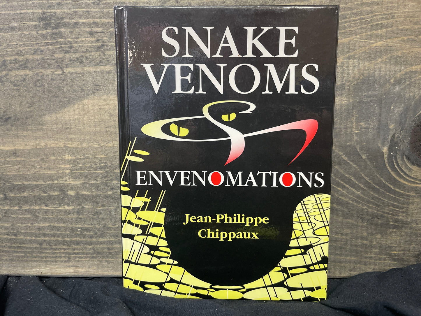 Snake Venoms and Envenomations