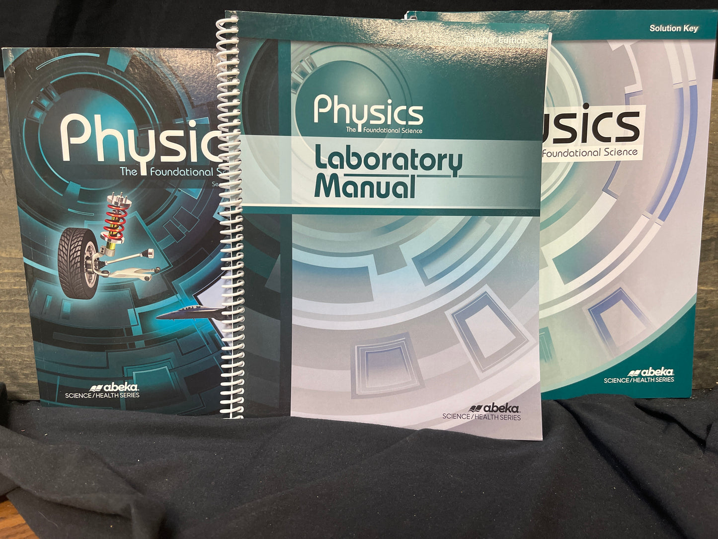Physics set of 3 second ed, text, solution key, teacher ed