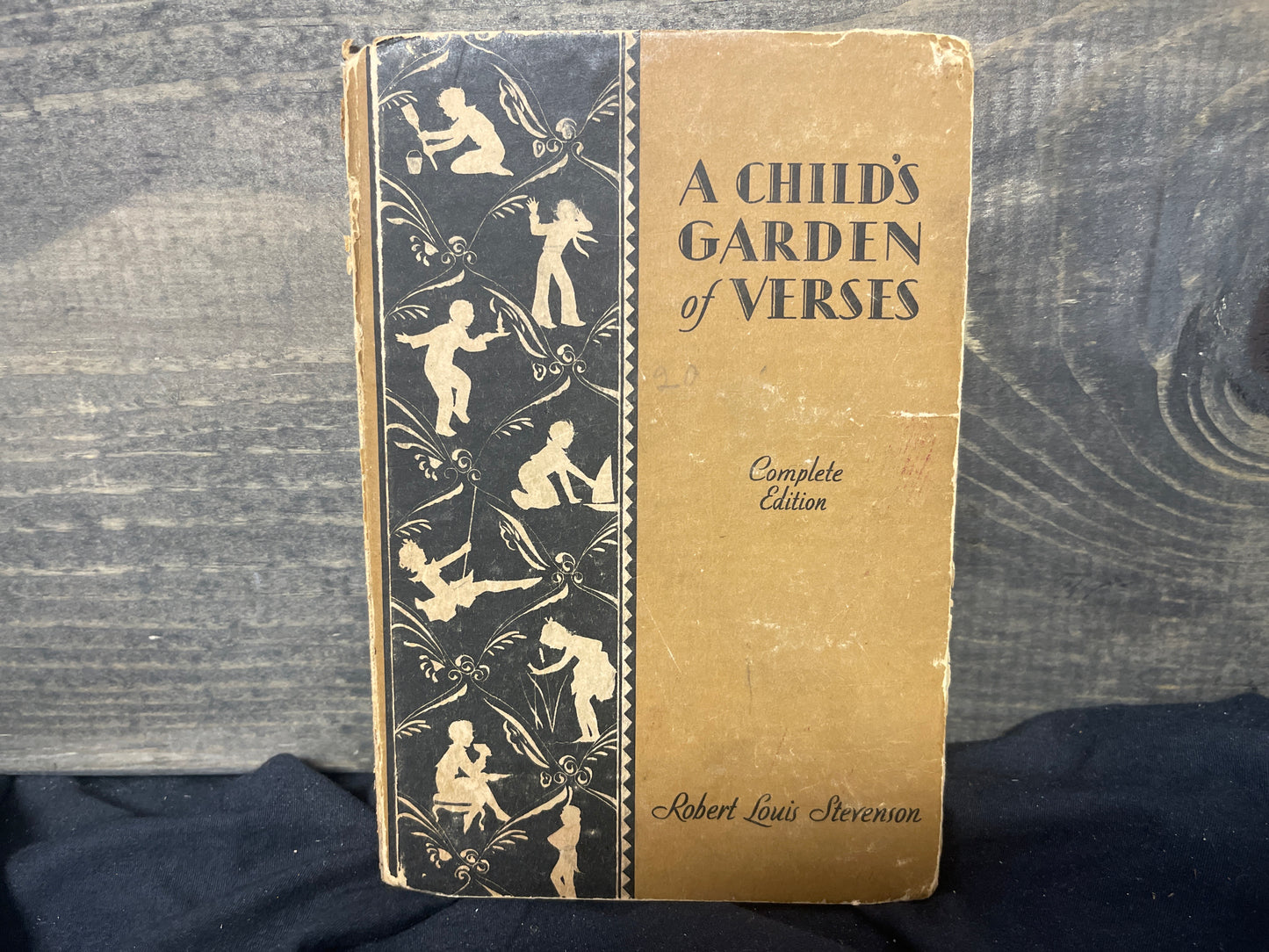 A Child's Garden of Verses - Complete edition