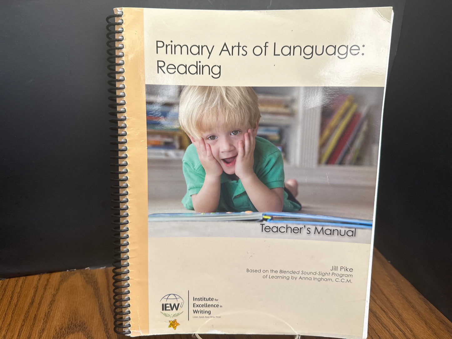 Primary Arts of Language: Reading Teacher's Manual