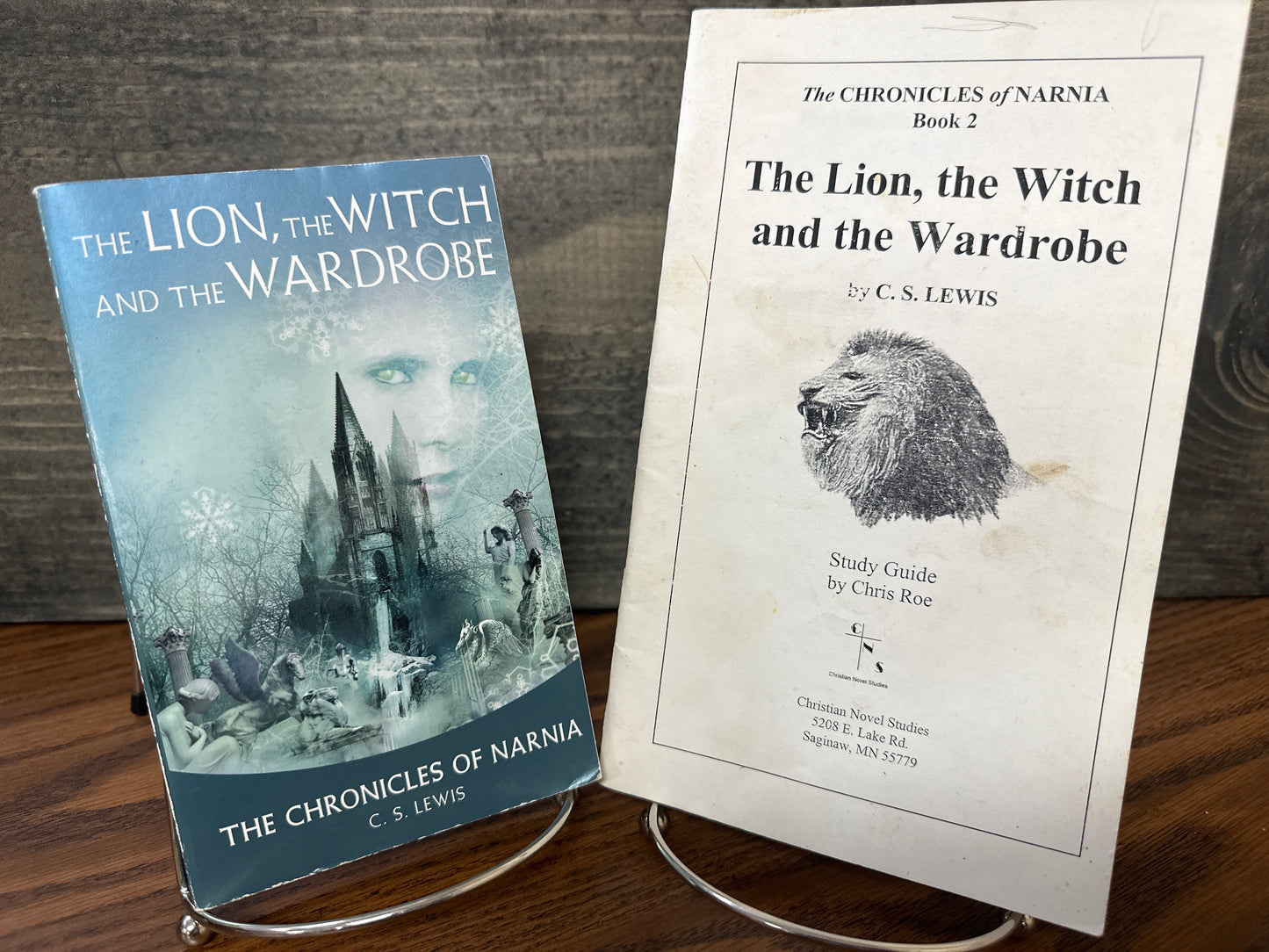 The Lion, the Witch and the Wardrobe  study guide/book set