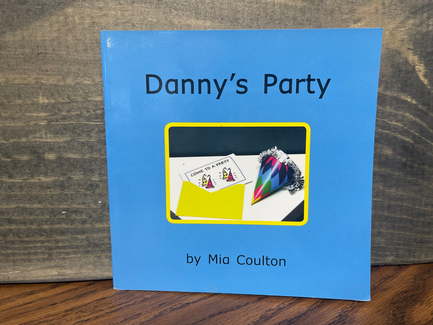 Danny's Party - Mia Coultonma