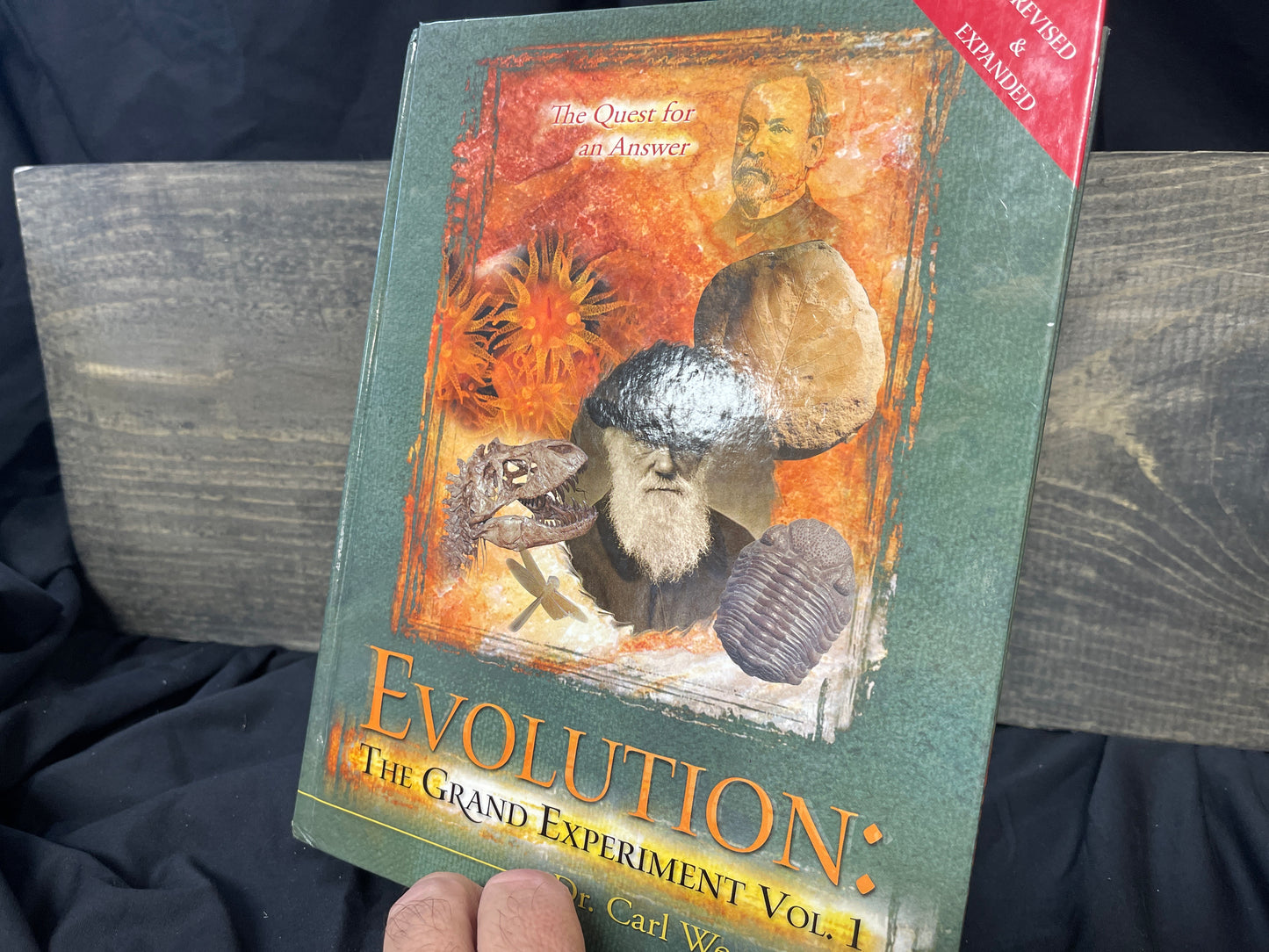 Evolution: The Grand Experiment volume 1