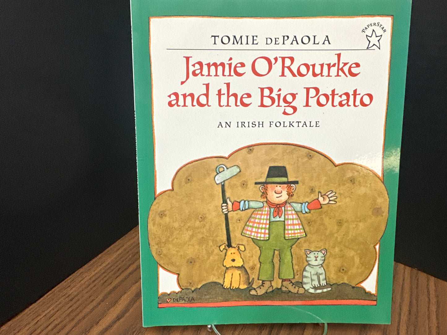 Jamie O'Rourke and the Big Potato - DePaola