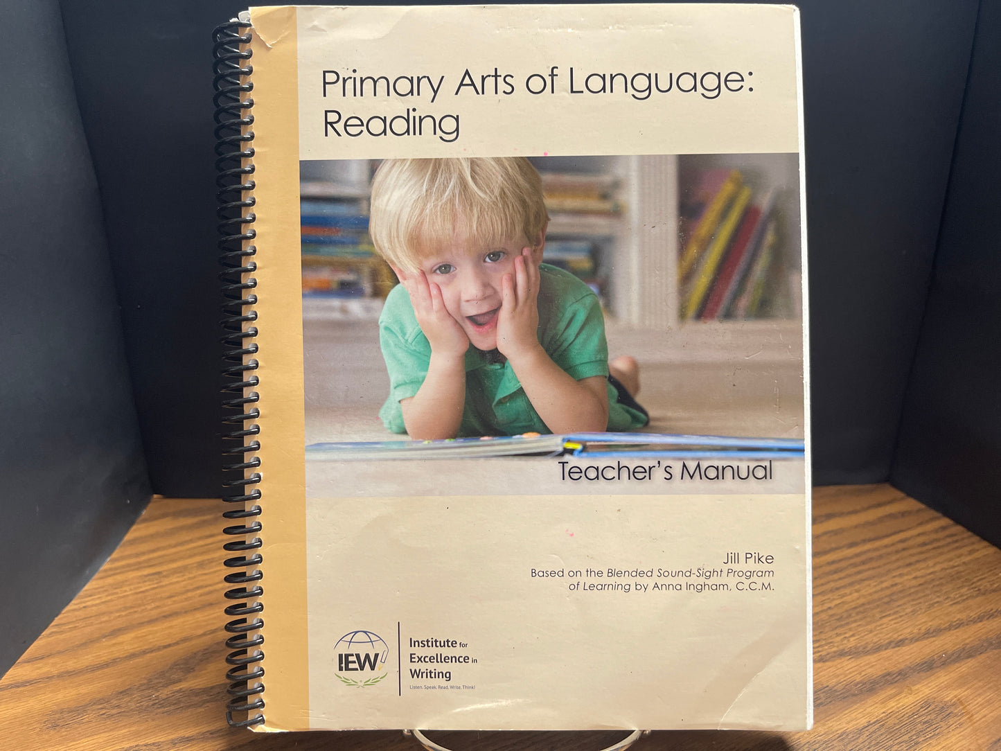 Primary Arts of Language Reading teacher's manual