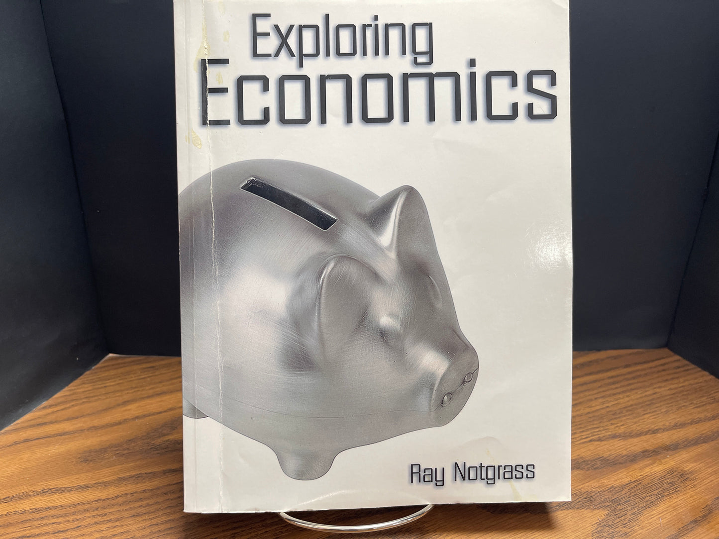 Exploring Economics